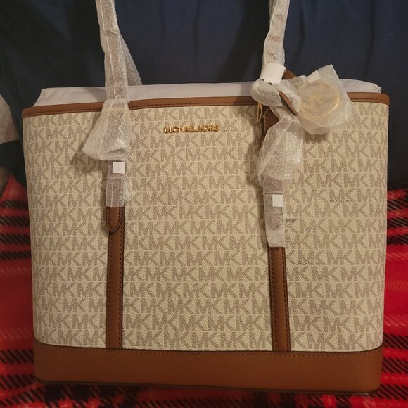 🩷 Jet Set Travel Small Logo Top-Zip Tote Bag 🩷 - Picture 4 of 9